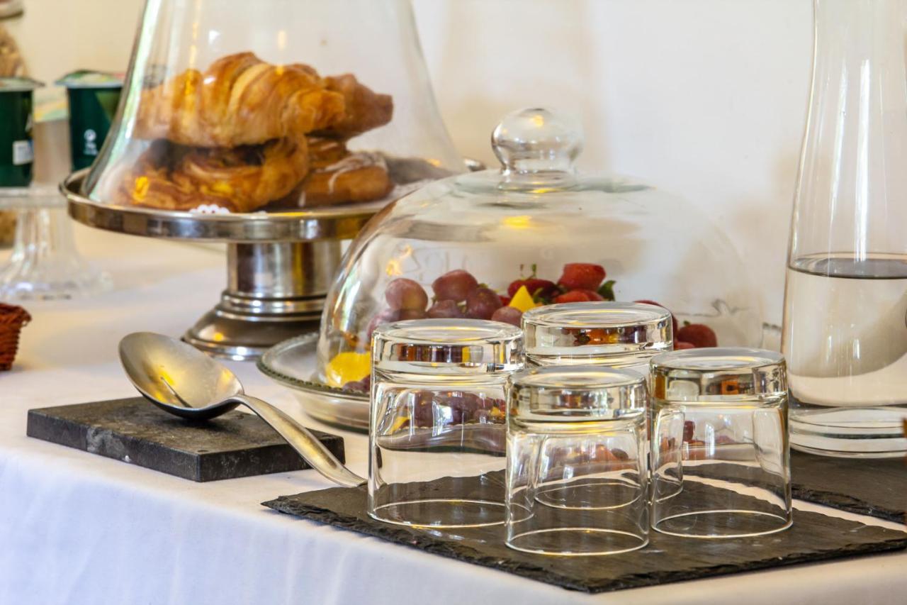 ダベントリー Dodford Grange Bed & Breakfast エクステリア 写真
